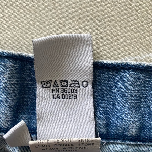 Calvin Klein Denim Skirt Blue Size 7 Raw Hem Pencil Jean Mini Women’s Y2K 00s - Picture 7 of 8